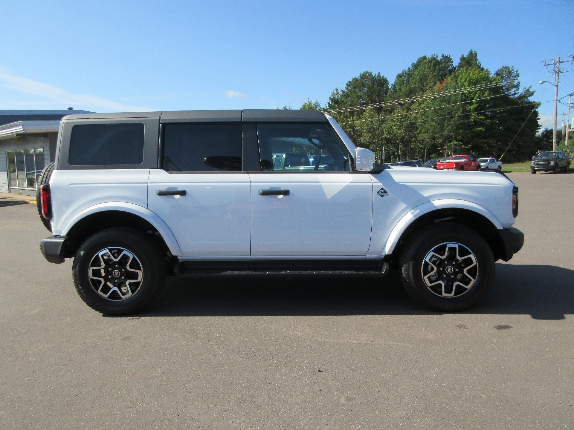 2026 Ford Bronco Outer Banks 4 Door 4x4