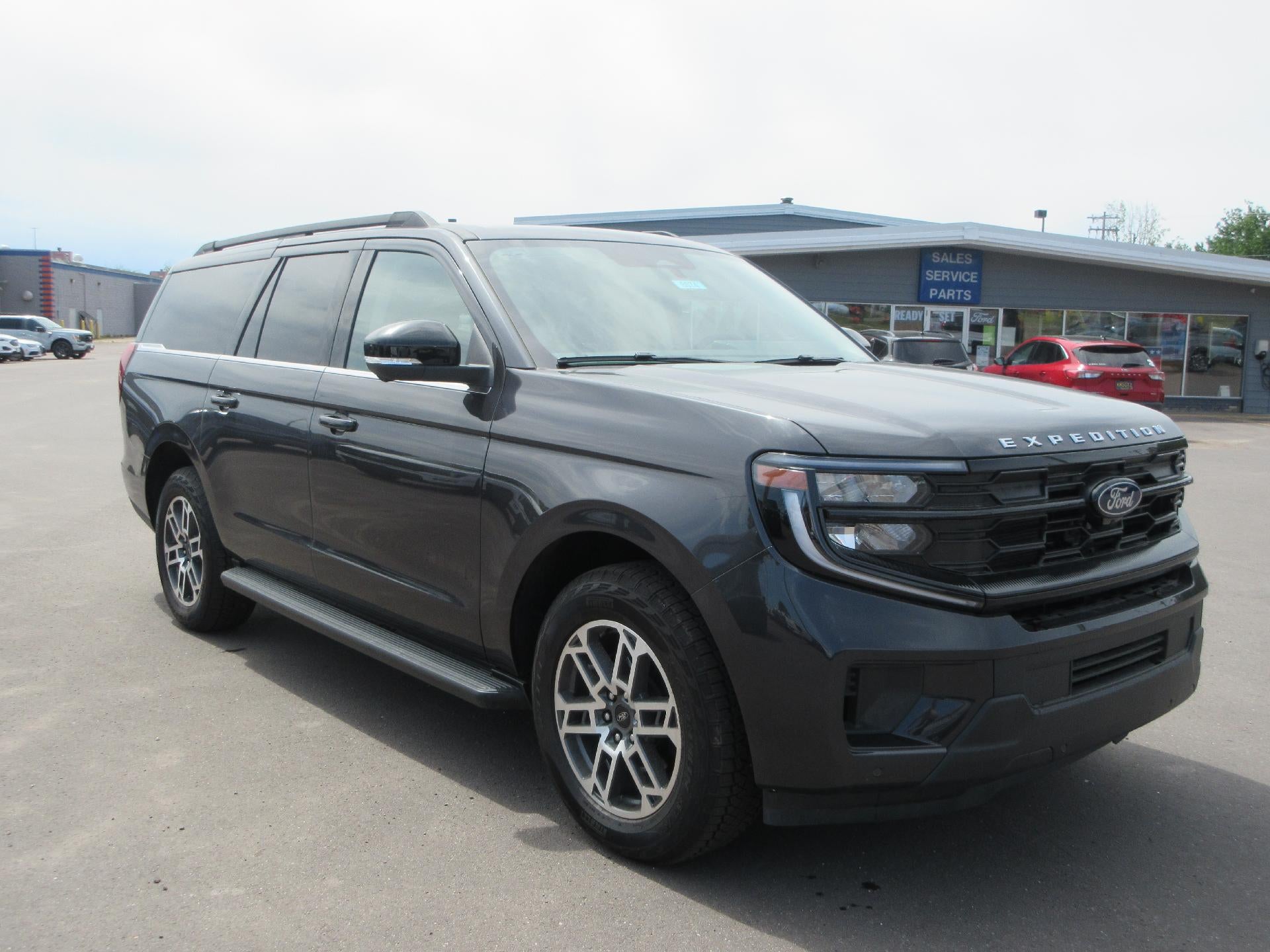 2025 Ford Expedition Max Active 4x4