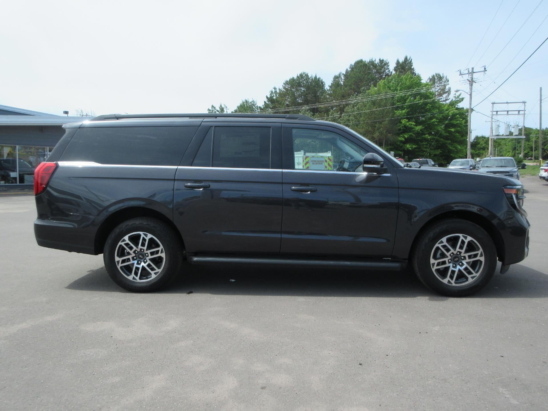 2025 Ford Expedition Max Active 4x4