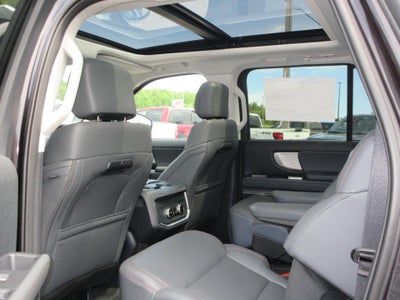 2025 Ford Expedition Max Active 4x4