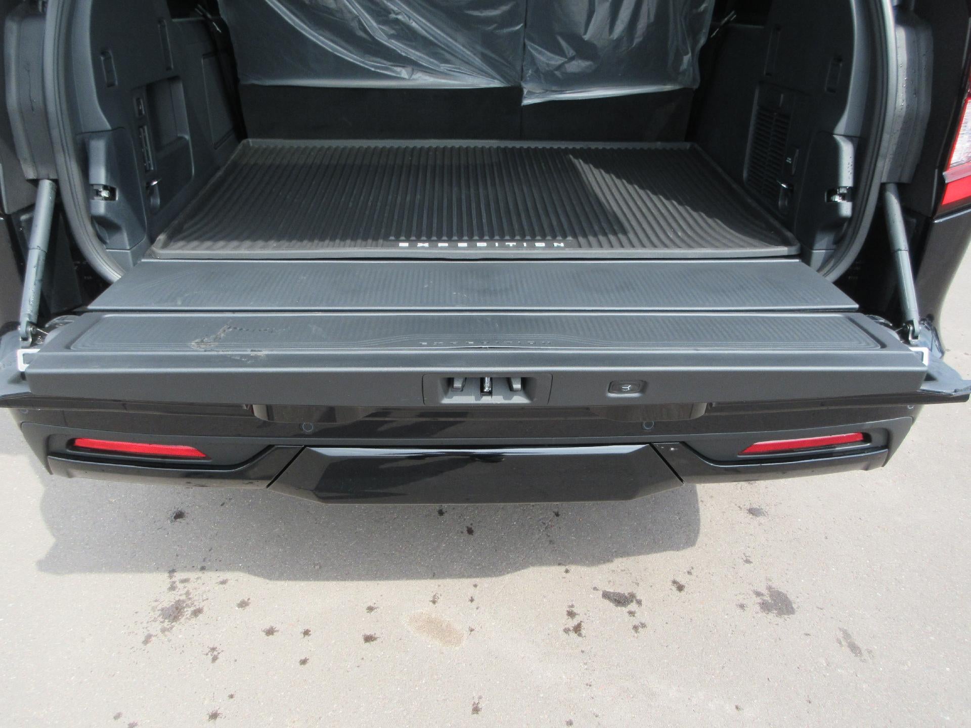 2026 Ford Expedition Max Platinum 4x4