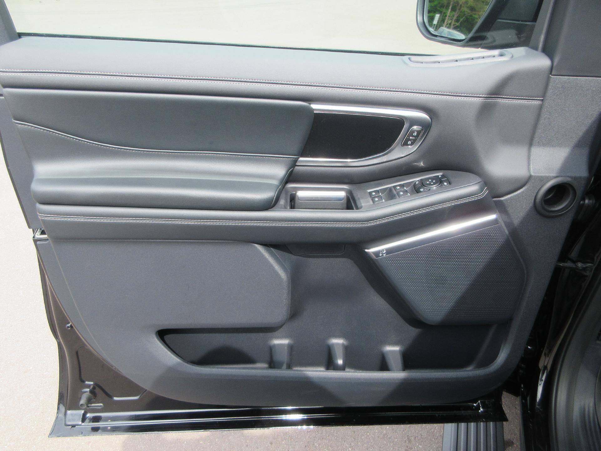 2026 Ford Expedition Max Platinum 4x4