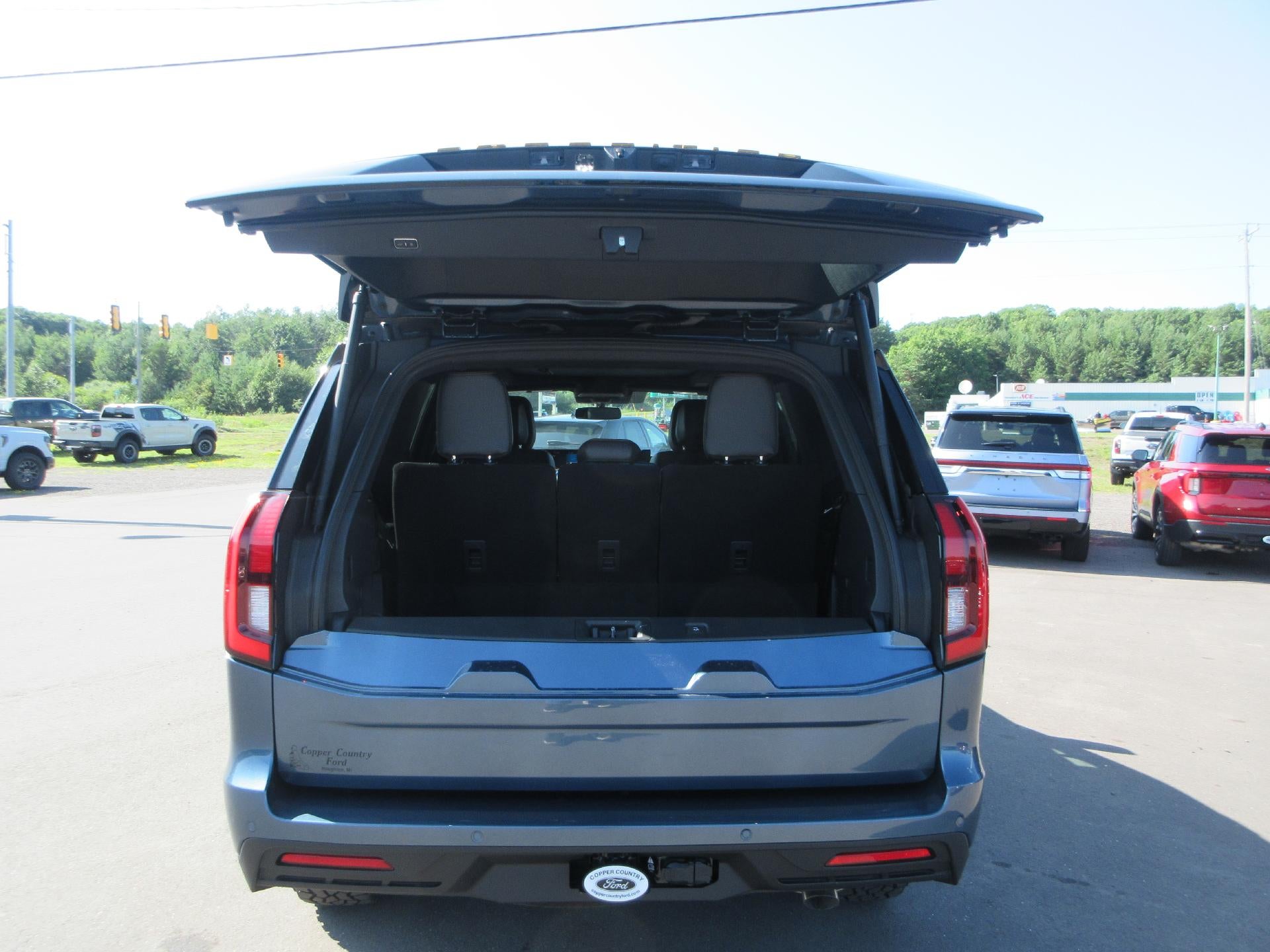 2027 Ford Expedition Tremor 4x4
