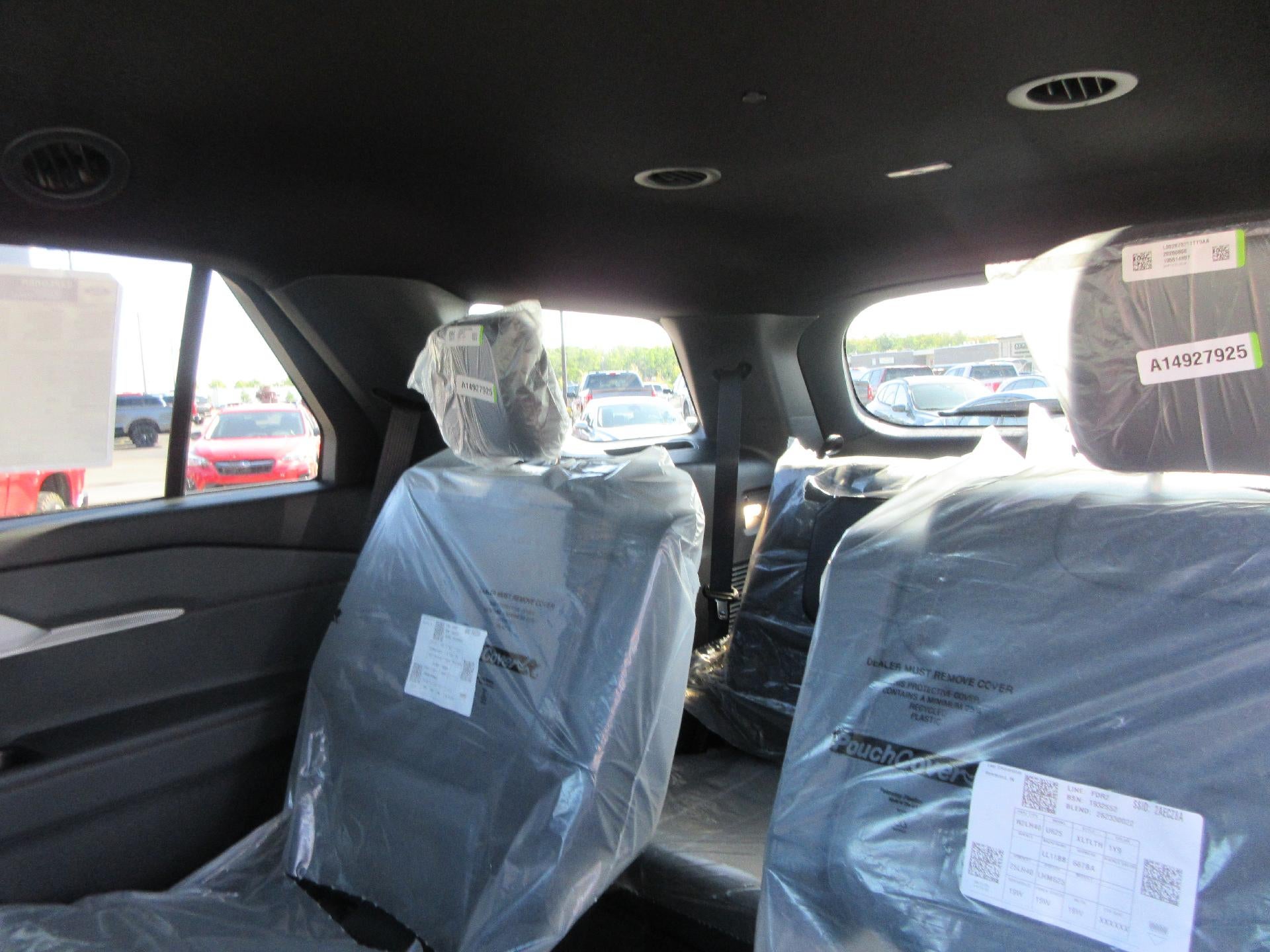 2027 Ford Explorer Active w/200A Pkg 4WD