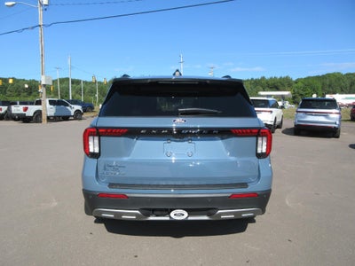 2027 Ford Explorer Active w/200A Pkg 4WD