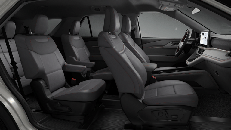 2026 Ford Explorer Active w/100A Pkg 4WD