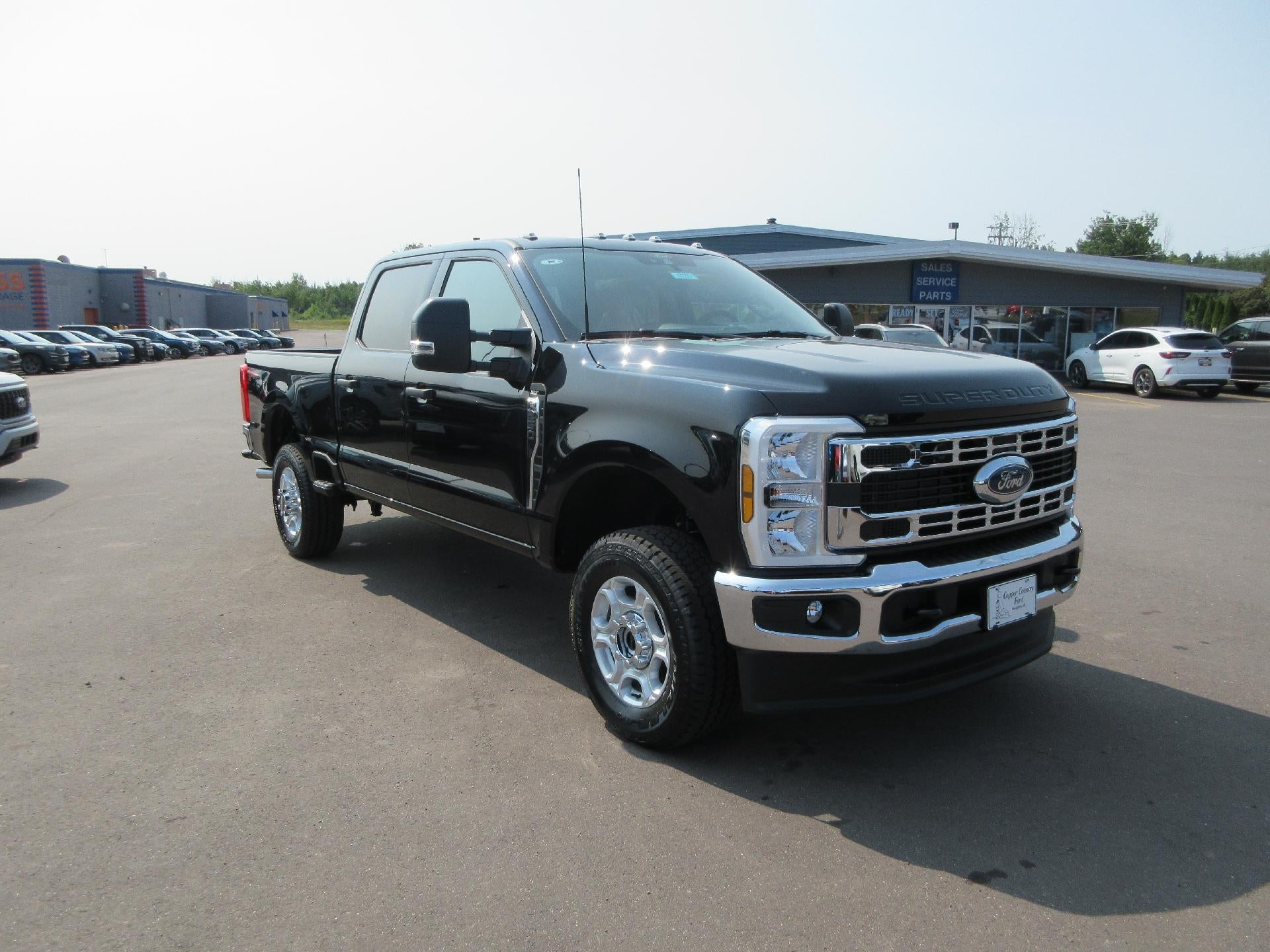 2026 Ford Super Duty F-250 SRW XL 4WD Crew Cab 6.75' Box