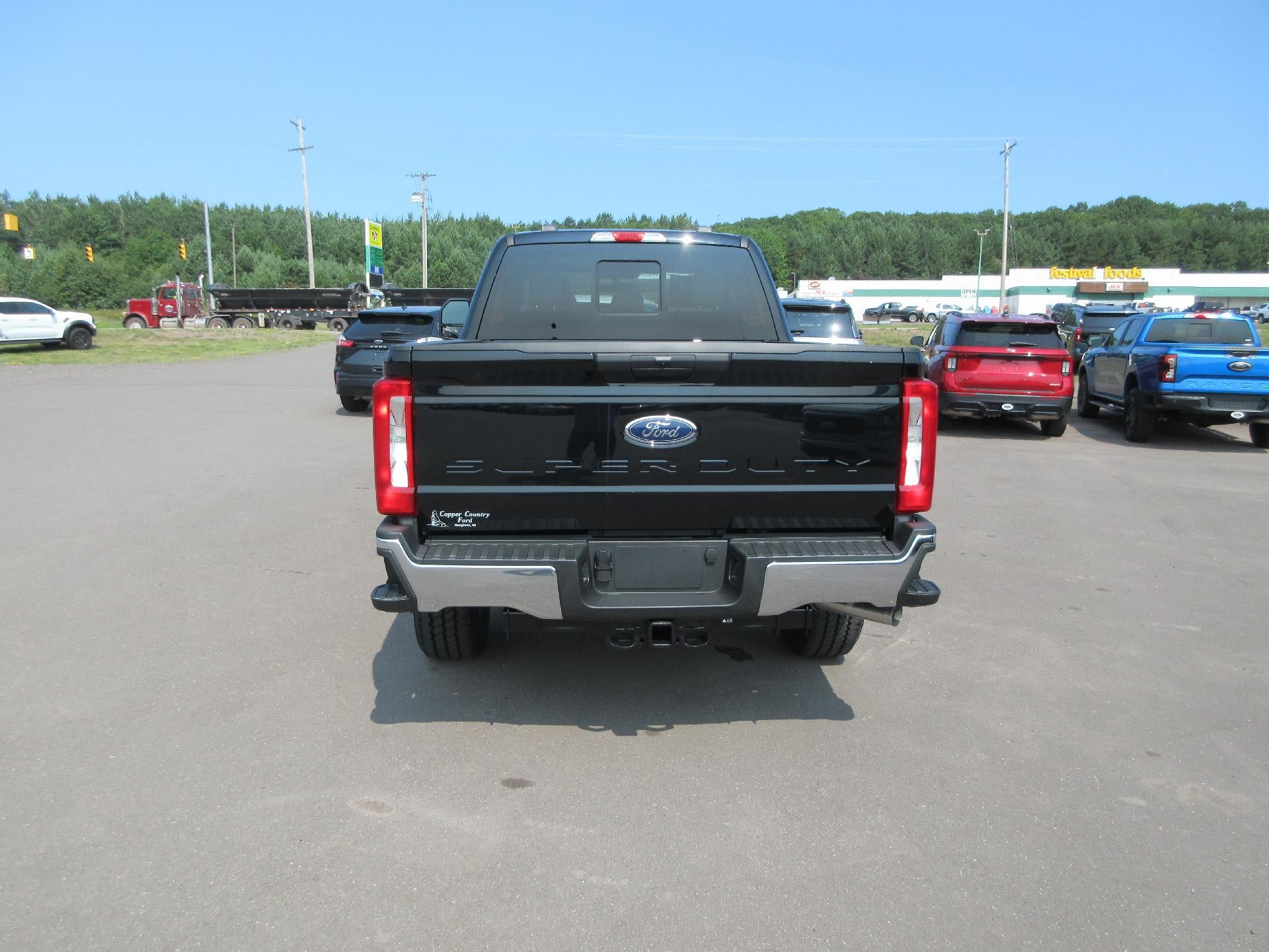 2026 Ford Super Duty F-250 SRW XL 4WD Crew Cab 6.75' Box