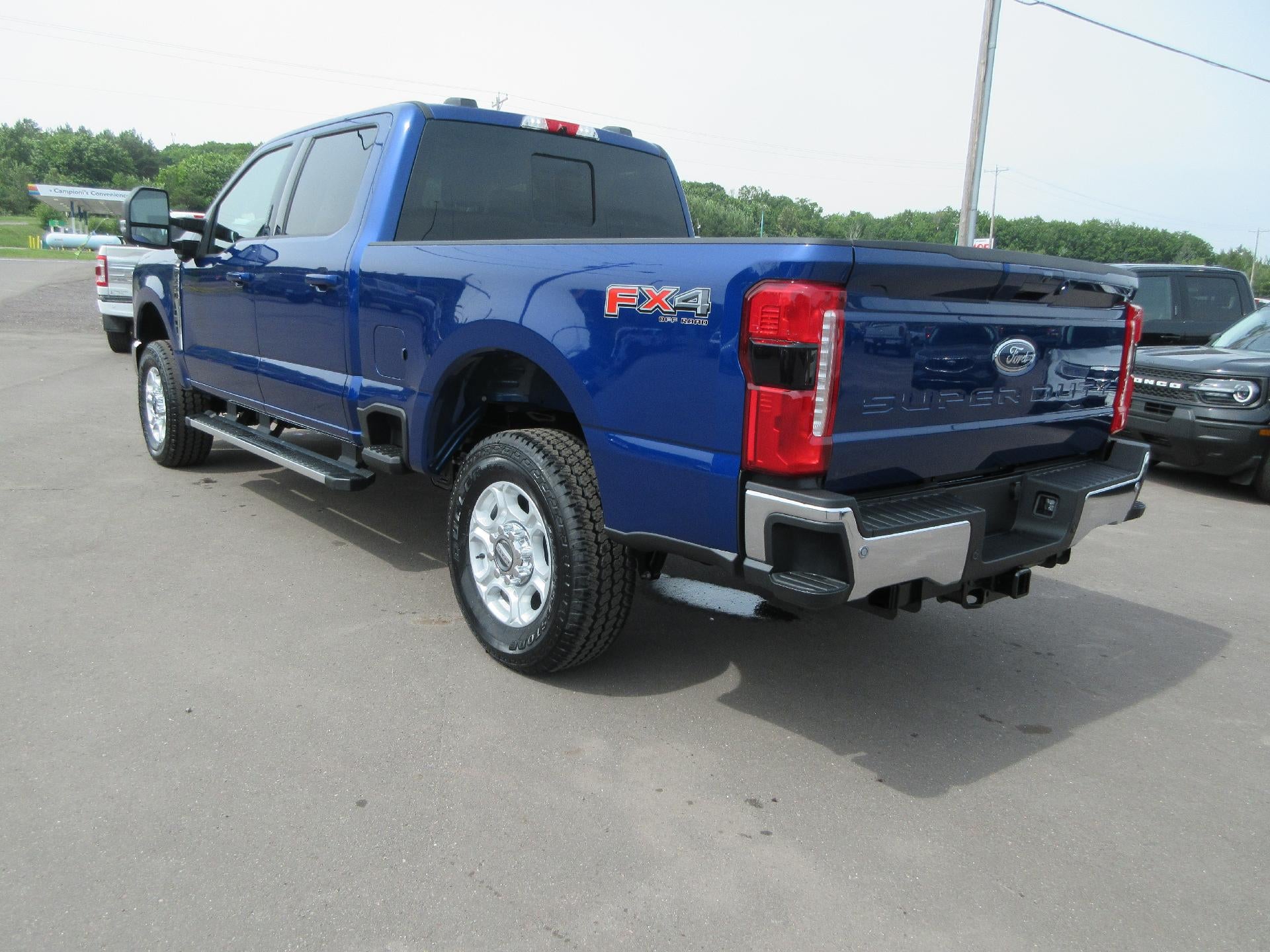 2026 Ford Super Duty F-250 SRW XL 4WD Crew Cab 6.75' Box