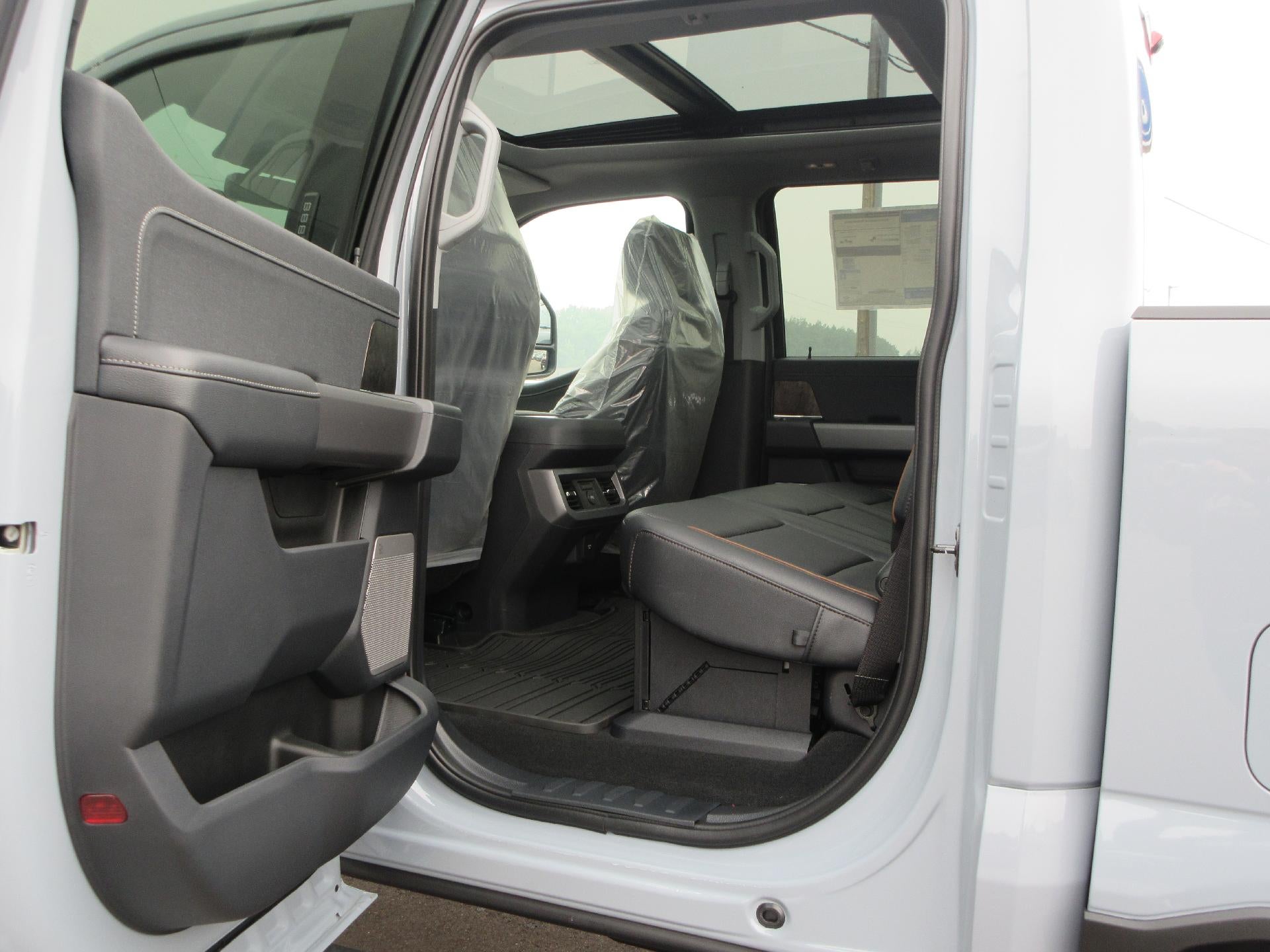 2026 Ford Super Duty F-250 SRW XL 4WD Crew Cab 6.75' Box