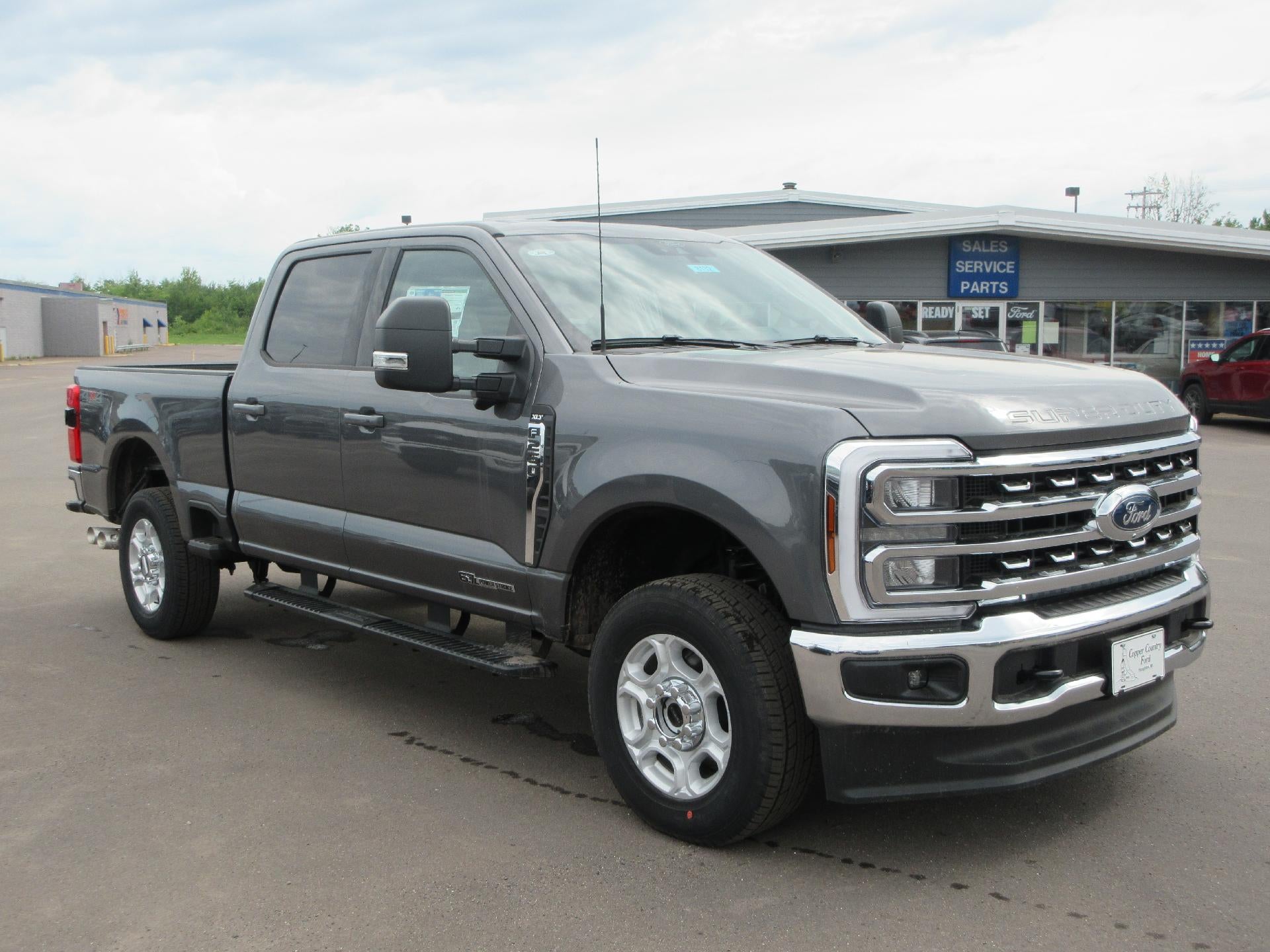 2026 Ford Super Duty F-250 SRW XLT 4WD Crew Cab 6.75' Box