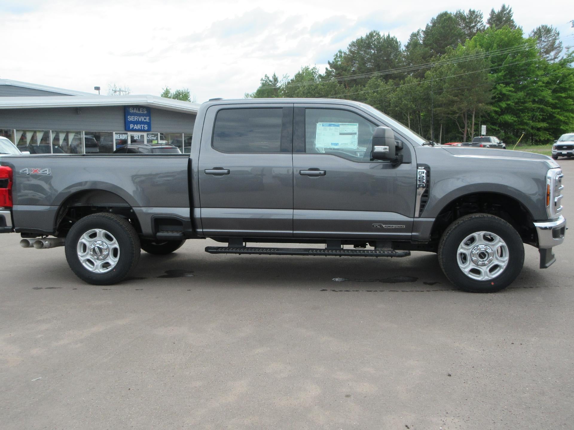 2026 Ford Super Duty F-250 SRW XLT 4WD Crew Cab 6.75' Box