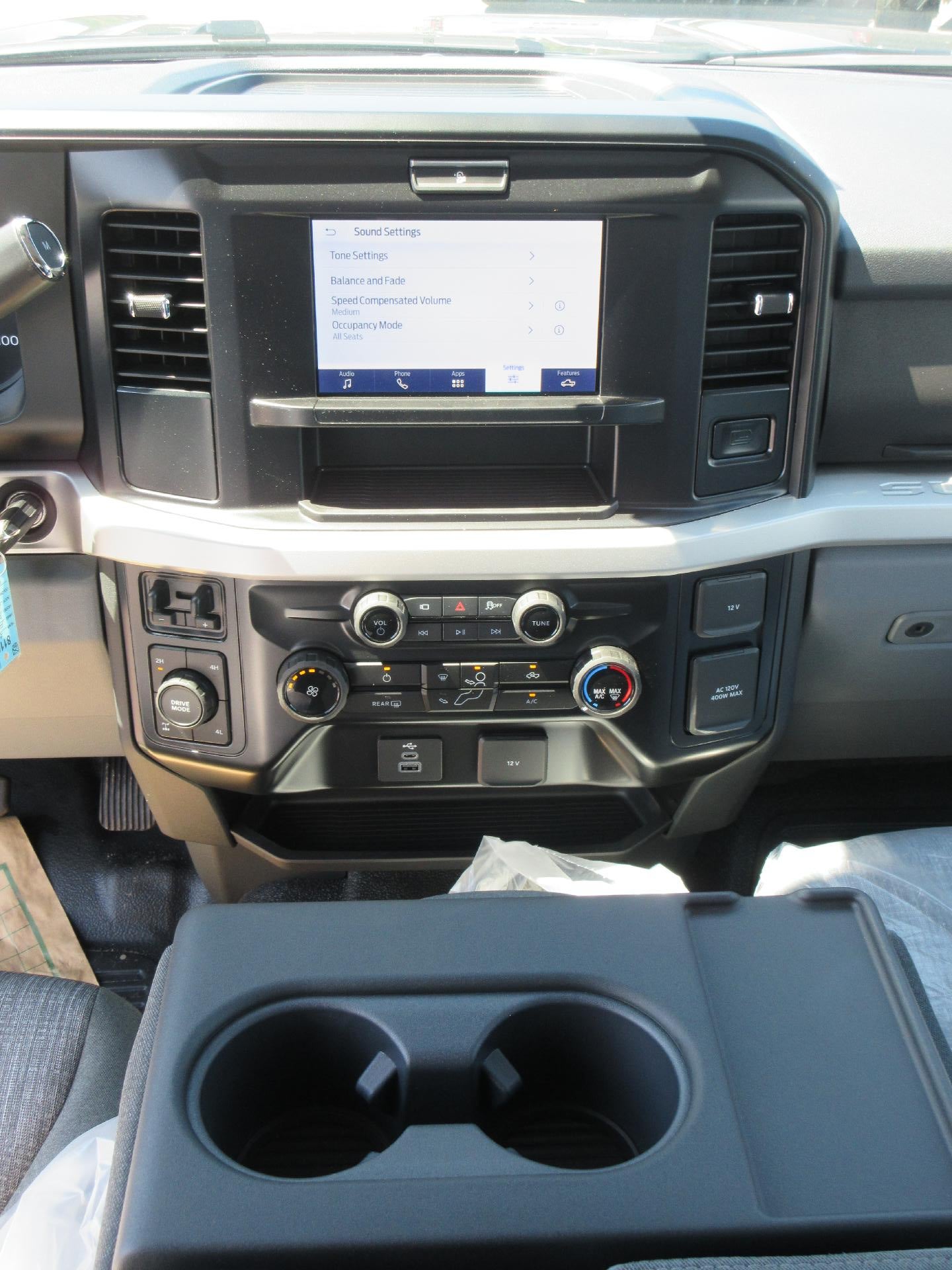 2026 Ford Super Duty F-350 SRW XLT 4WD SuperCab 6.75' Box