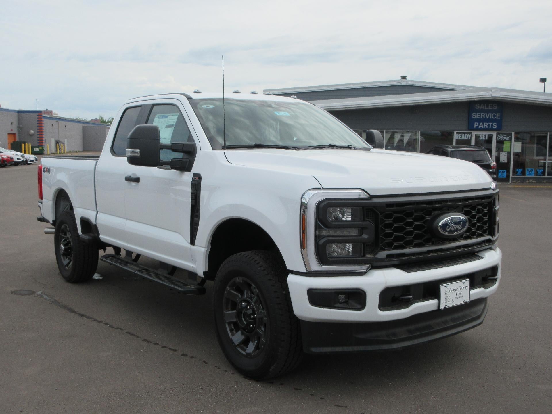 2026 Ford Super Duty F-350 SRW XL 4WD SuperCab 6.75' Box