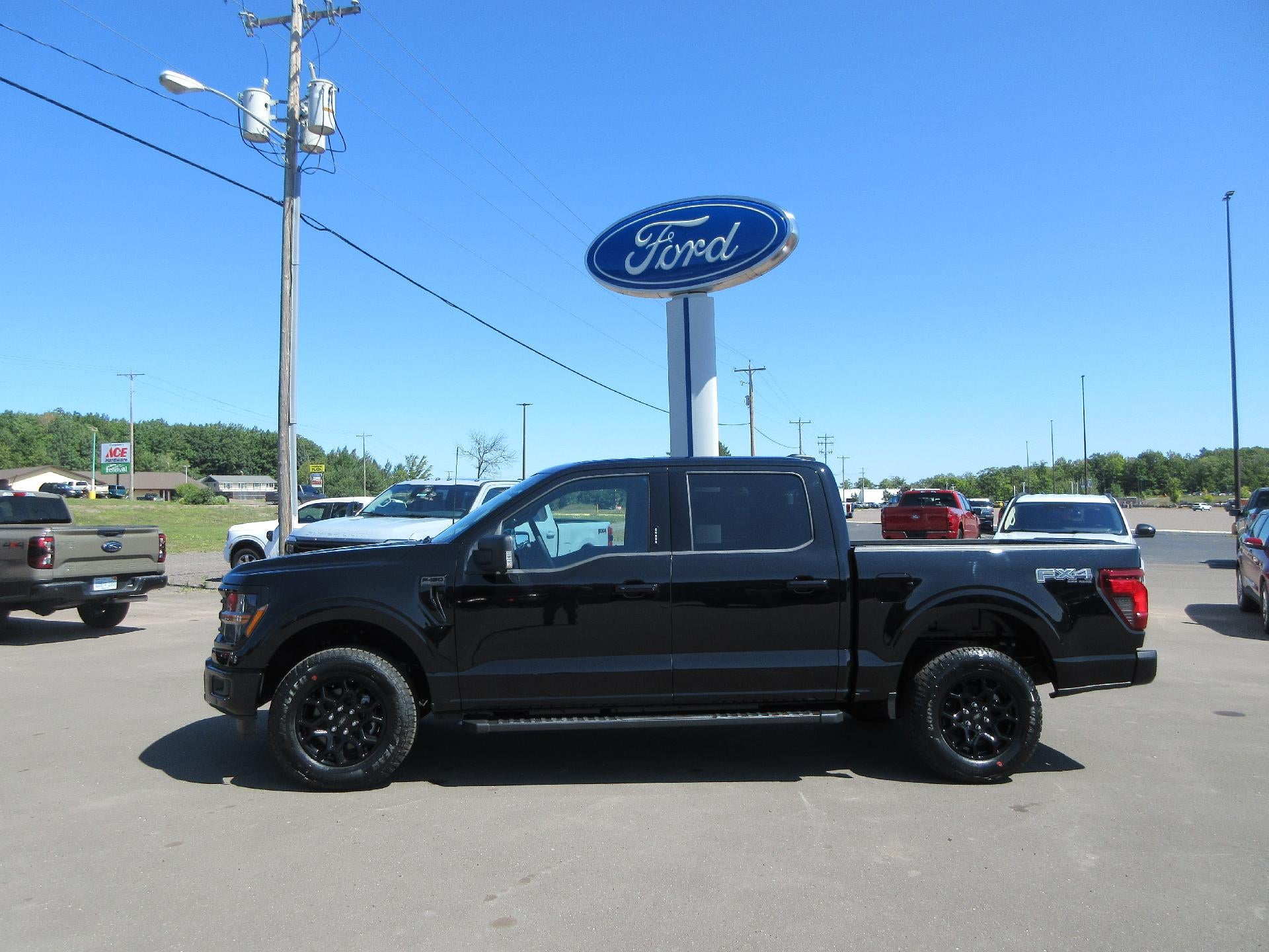 2026 Ford F-150 XLT 4WD SuperCrew 5.5' Box