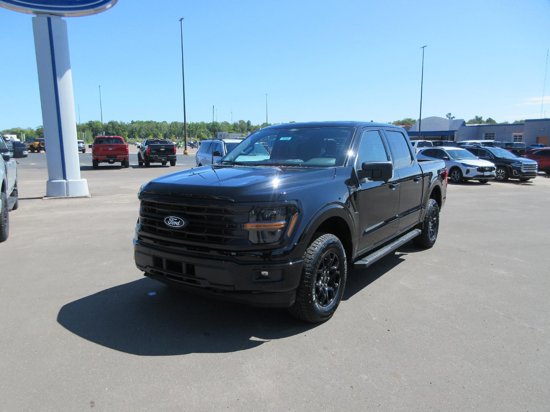 2026 Ford F-150 XLT 4WD SuperCrew 5.5' Box