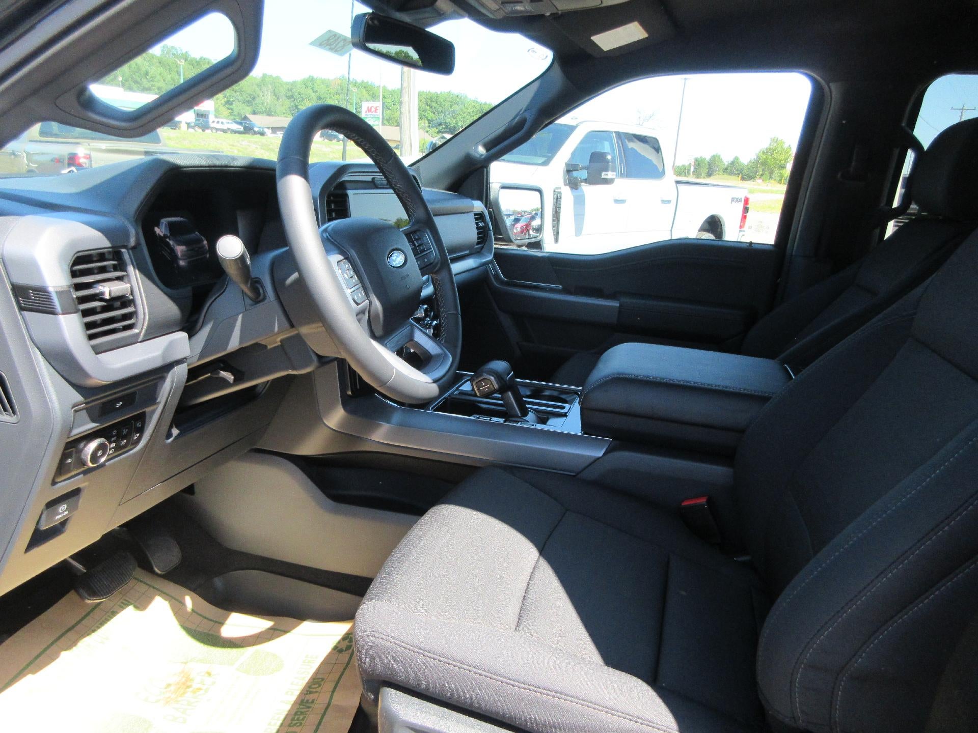 2026 Ford F-150 XLT 4WD SuperCrew 5.5' Box