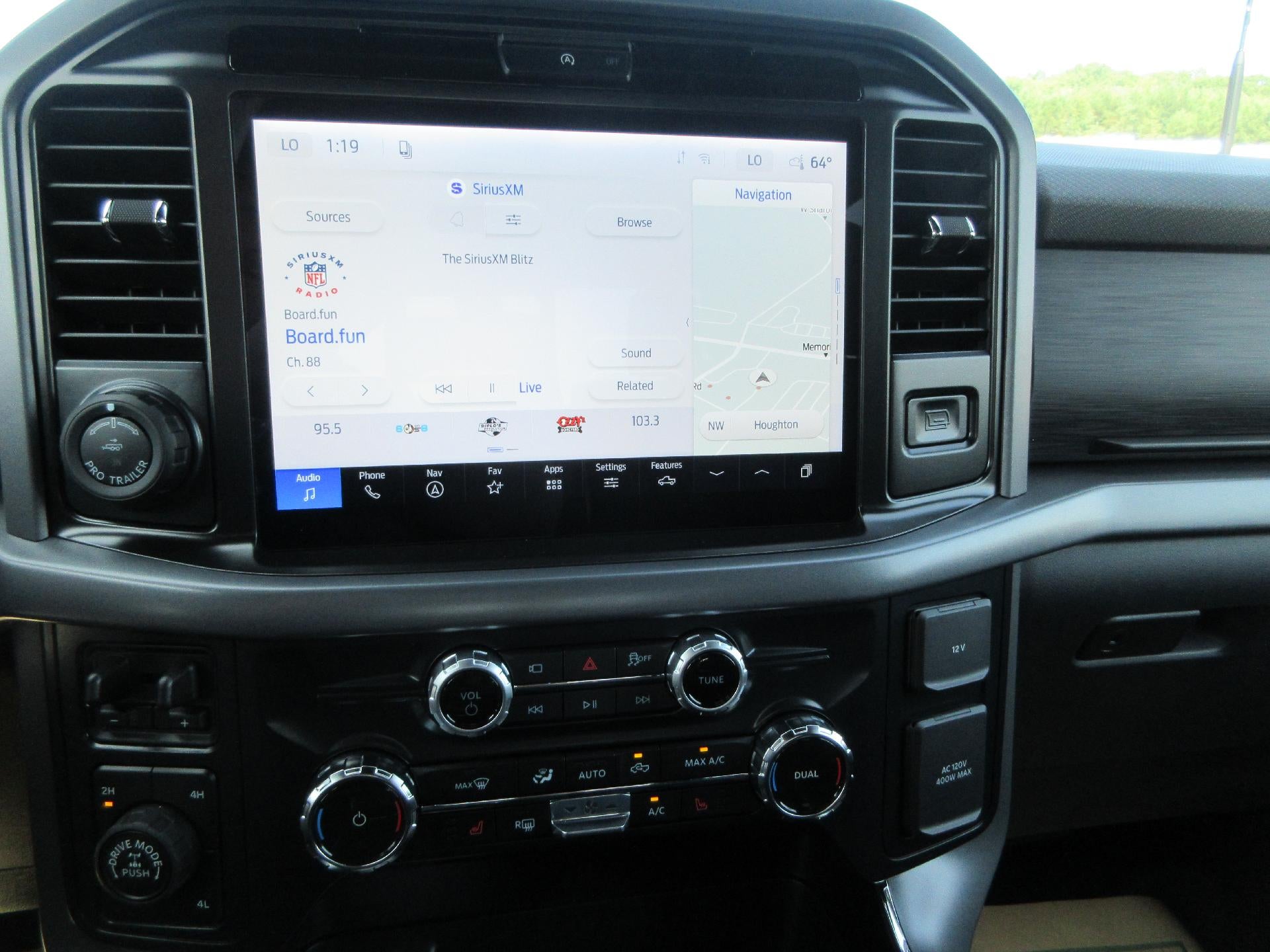 2026 Ford F-150 XLT 4WD SuperCrew 5.5' Box