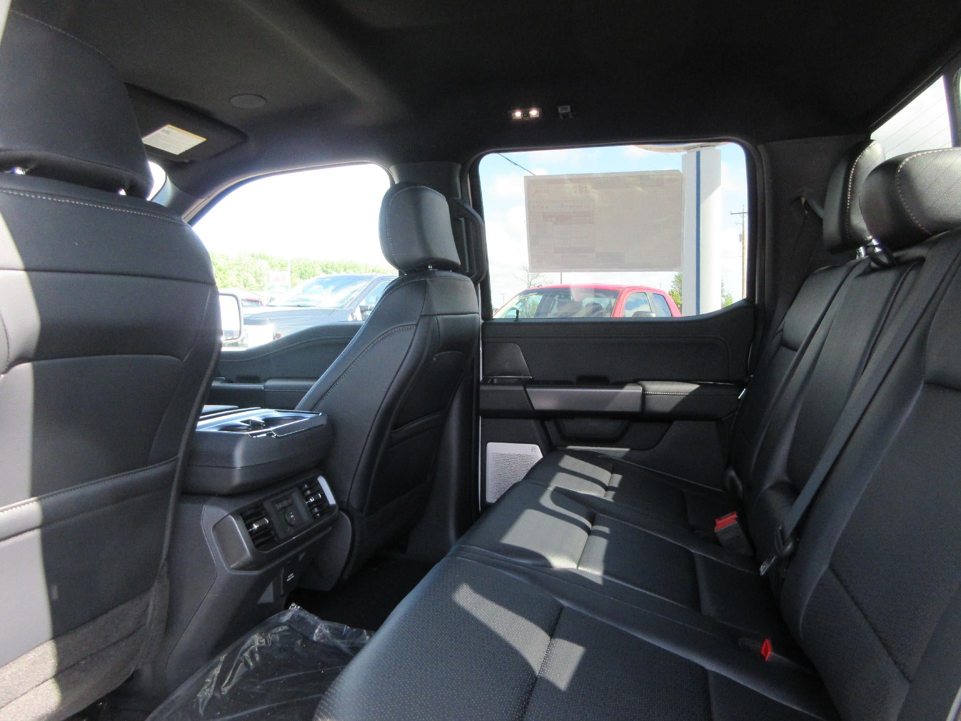 2026 Ford F-150 LARIAT 4WD SuperCrew 5.5' Box