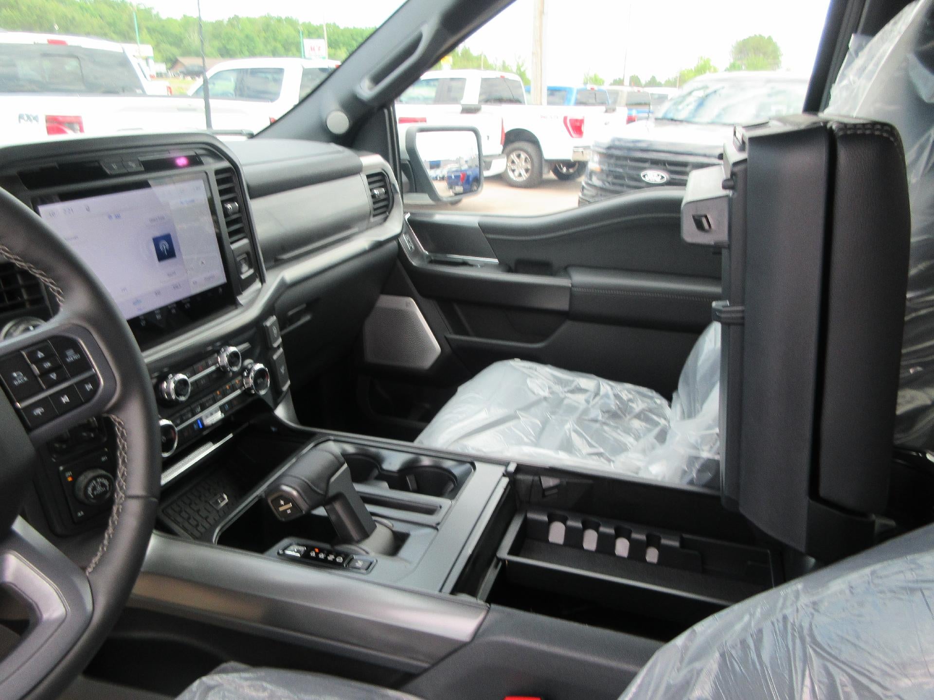 2026 Ford F-150 LARIAT 4WD SuperCrew 5.5' Box