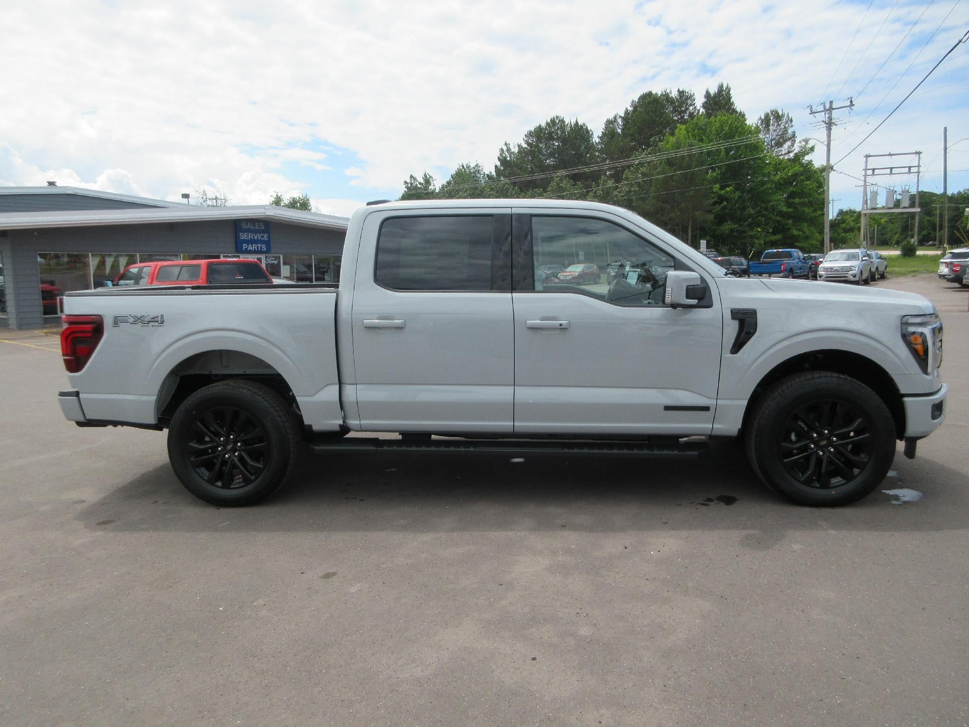 2026 Ford F-150 LARIAT 4WD SuperCrew 5.5' Box
