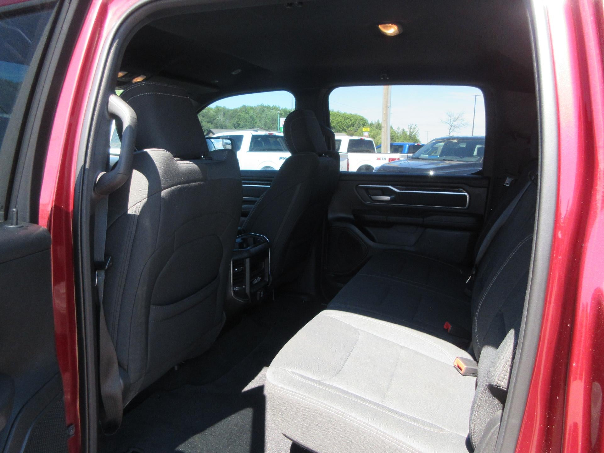 2019 RAM 1500 Big Horn/Lone Star 4x4 Crew Cab 5'7" Box