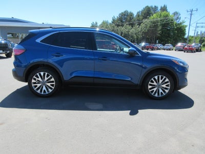 2022 Ford Escape Titanium AWD