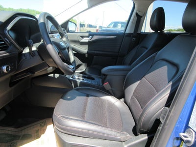 2022 Ford Escape Titanium AWD