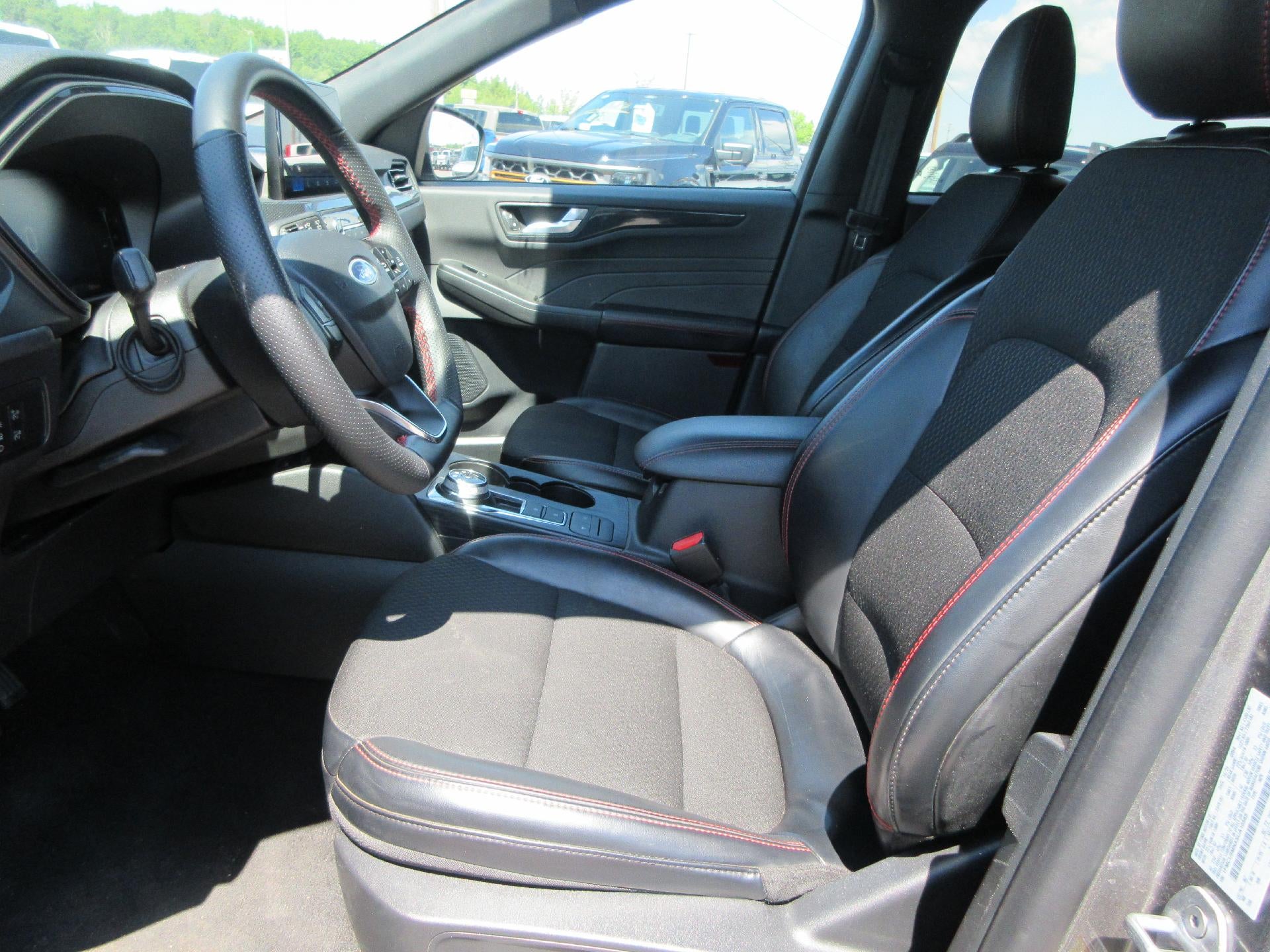 2025 Ford Escape ST-Line AWD