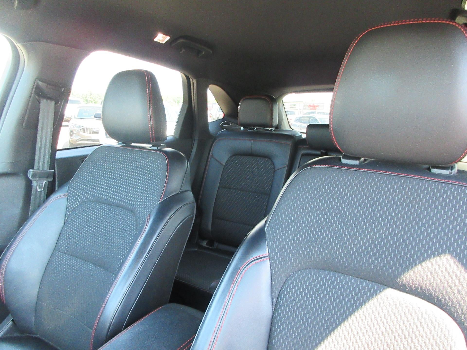 2025 Ford Escape ST-Line AWD