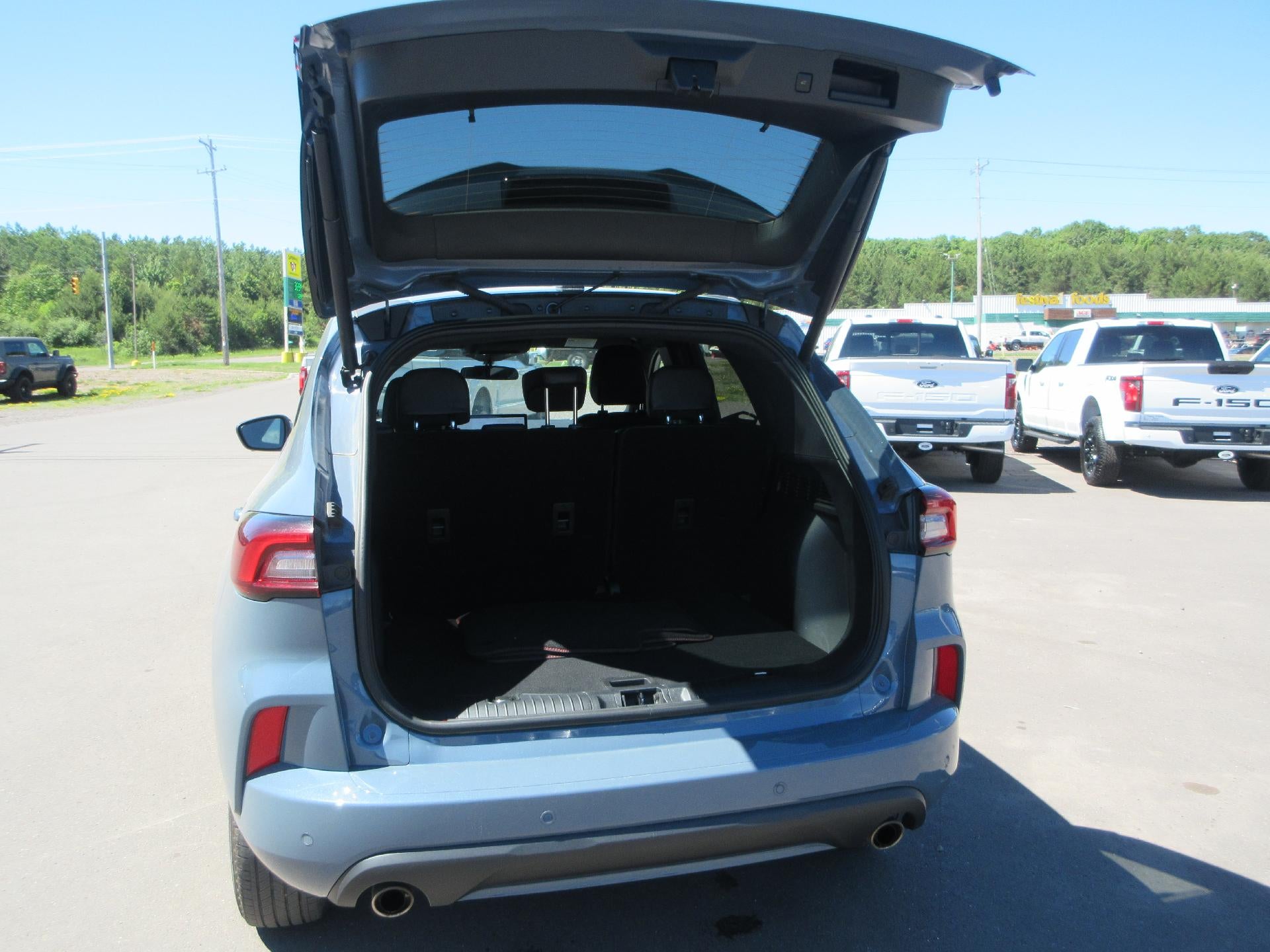 2023 Ford Escape ST-Line Select AWD