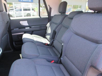 2025 Ford Expedition Max Active 4x4