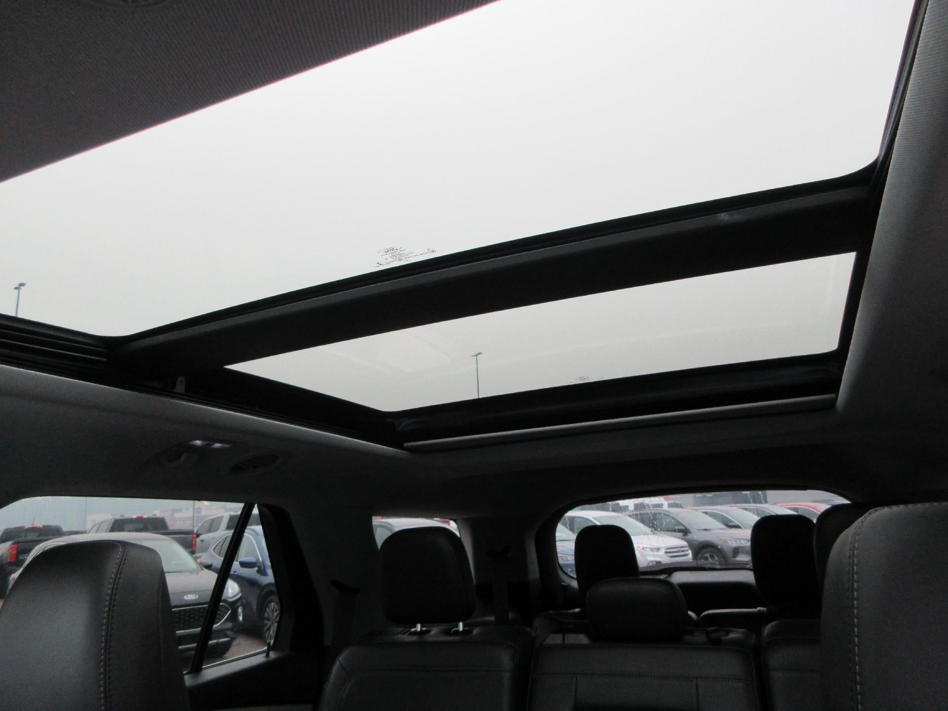 2022 Ford Explorer XLT 4WD