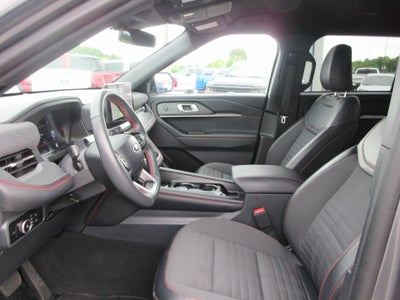 2025 Ford Explorer ST-Line 4WD