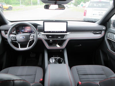 2025 Ford Explorer ST-Line 4WD