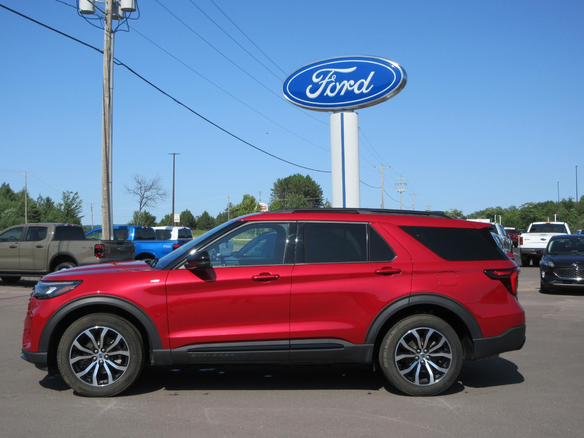2026 Ford Explorer ST-Line 4WD
