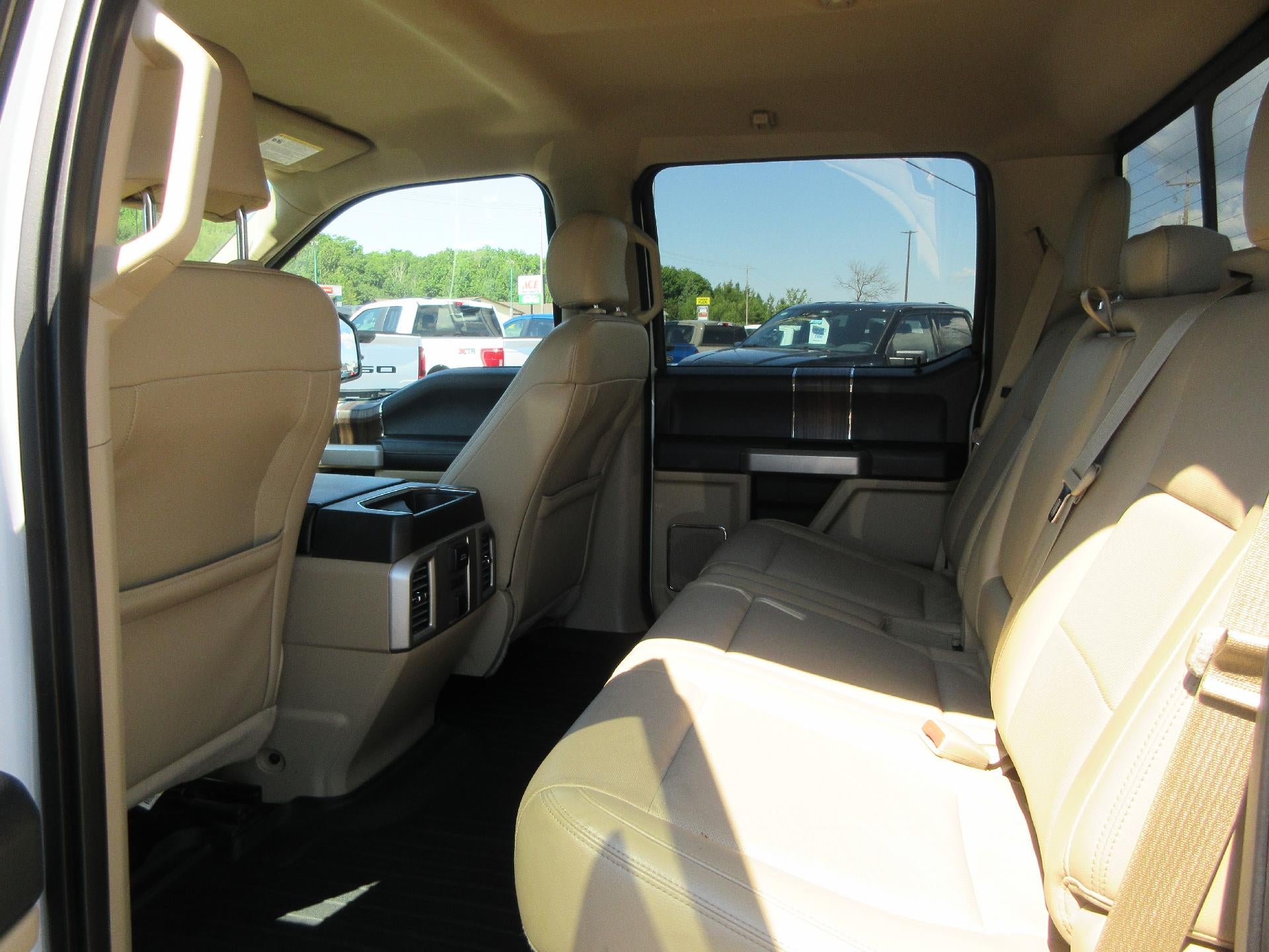 2015 Ford F-150 4WD SuperCrew 5-1/2 Ft Box Lariat
