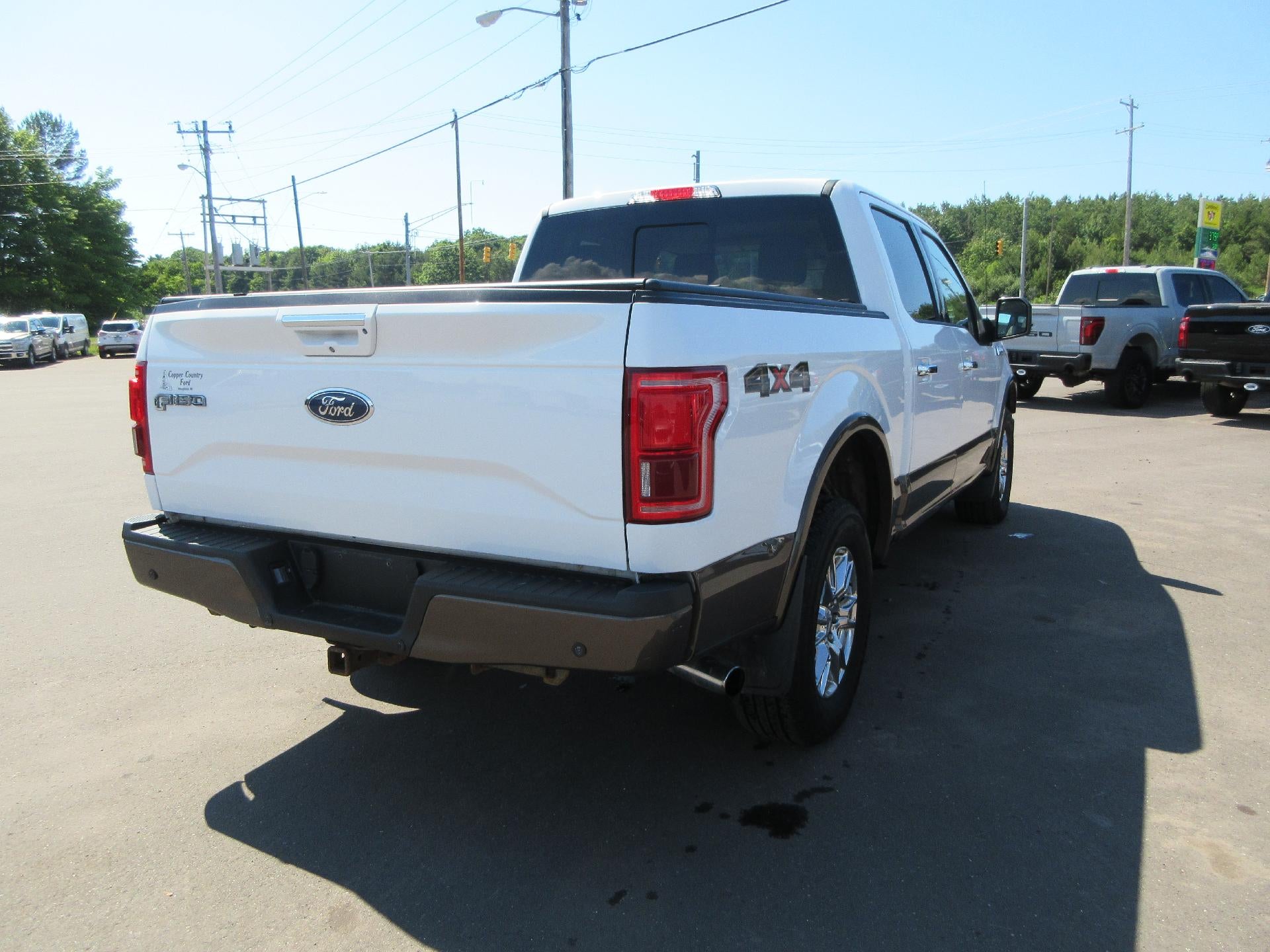 2015 Ford F-150 4WD SuperCrew 5-1/2 Ft Box Lariat
