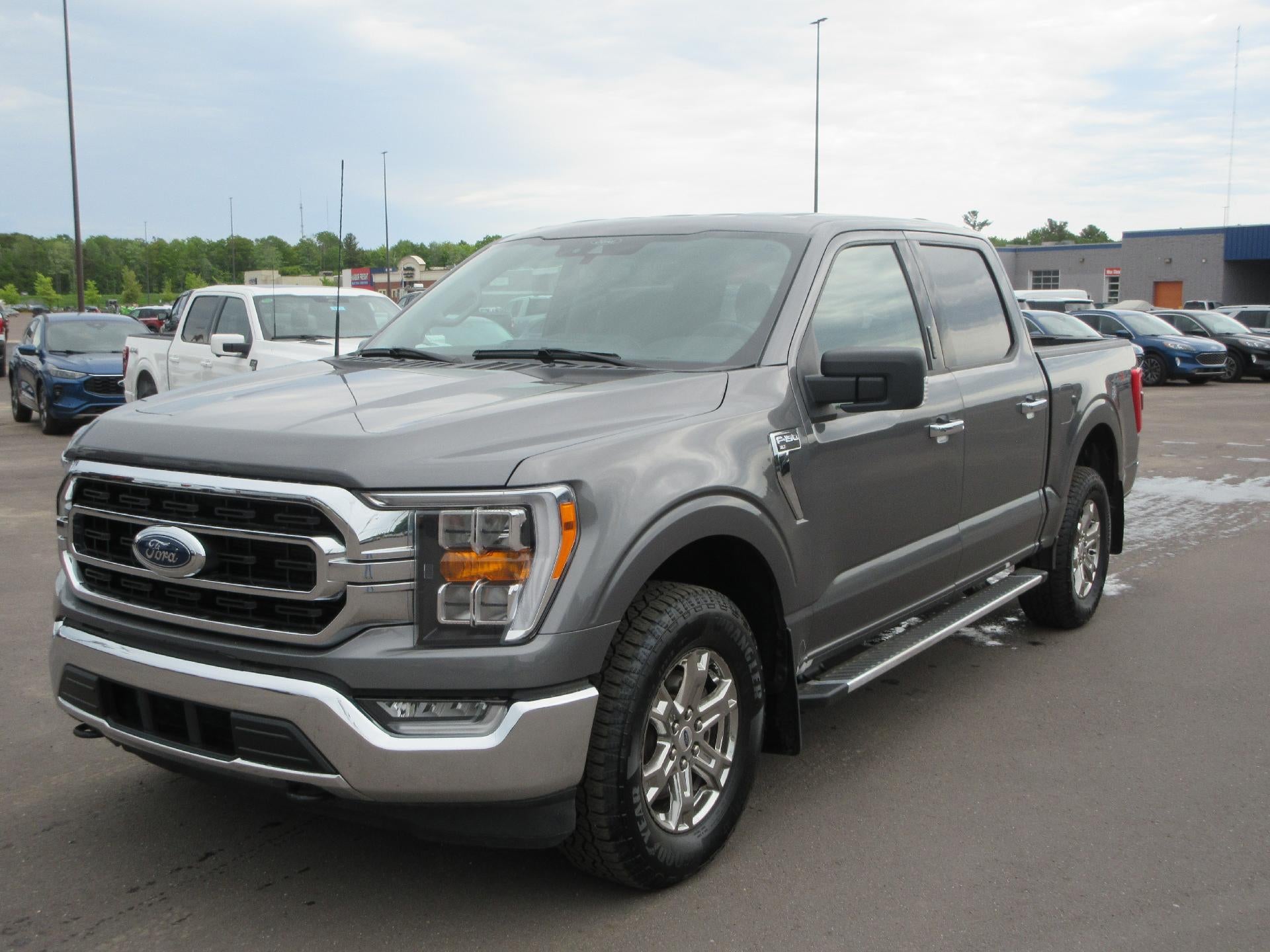 2022 Ford F-150 XLT 4WD SuperCrew 5.5' Box