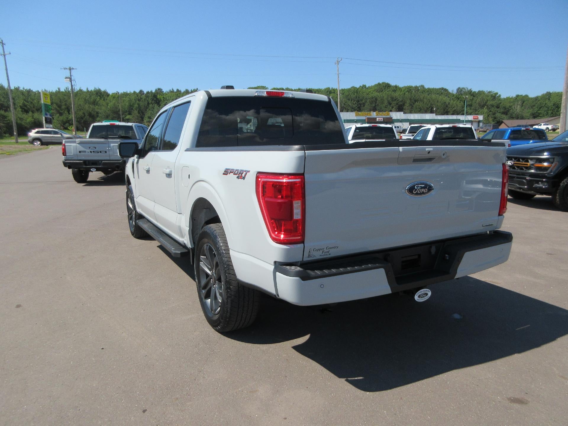 2023 Ford F-150 XL 4WD SuperCrew 5.5' Box