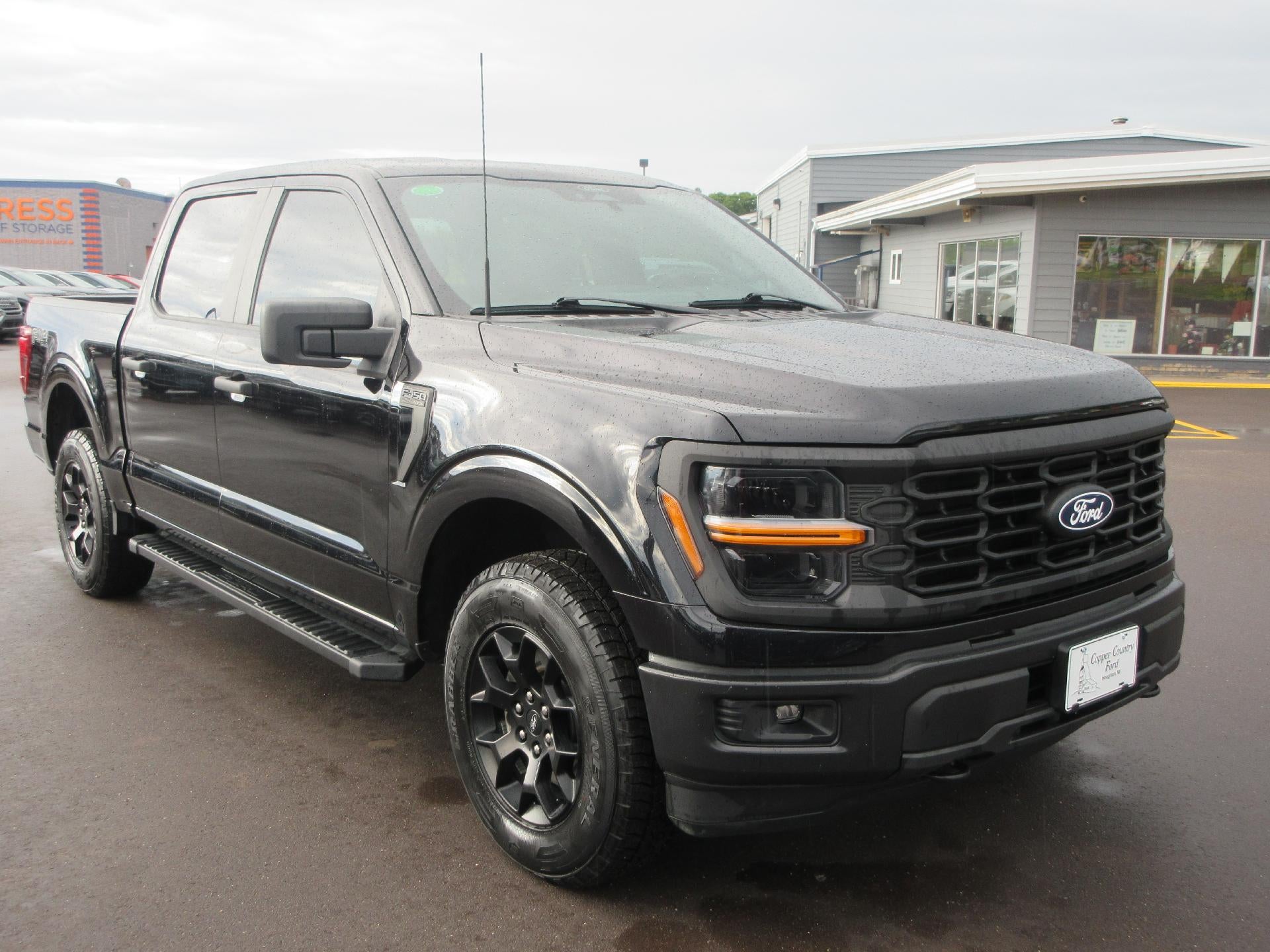 2024 Ford F-150 STX 4WD SuperCrew 5.5' Box