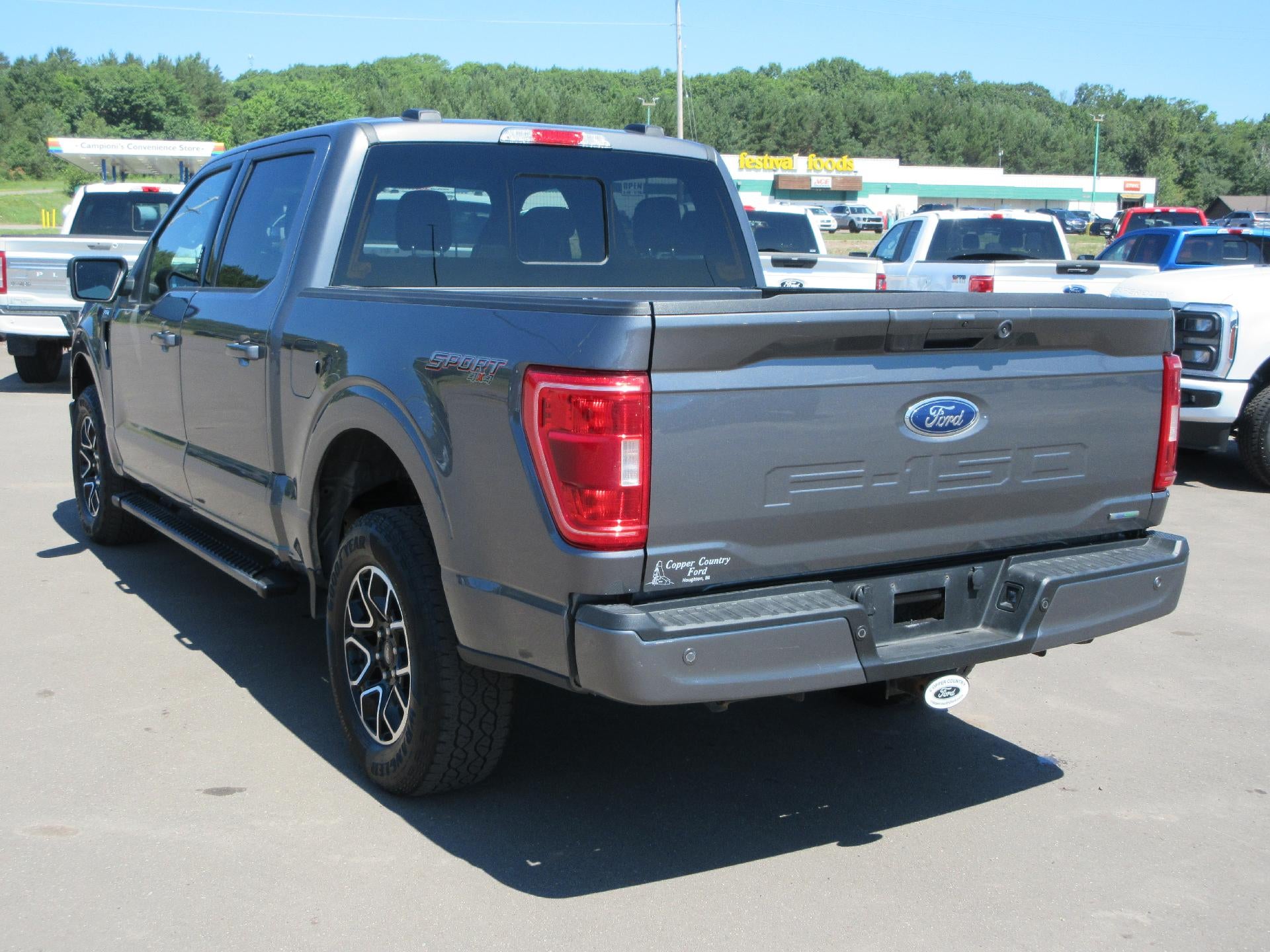 2022 Ford F-150 XLT 4WD SuperCrew 5.5' Box