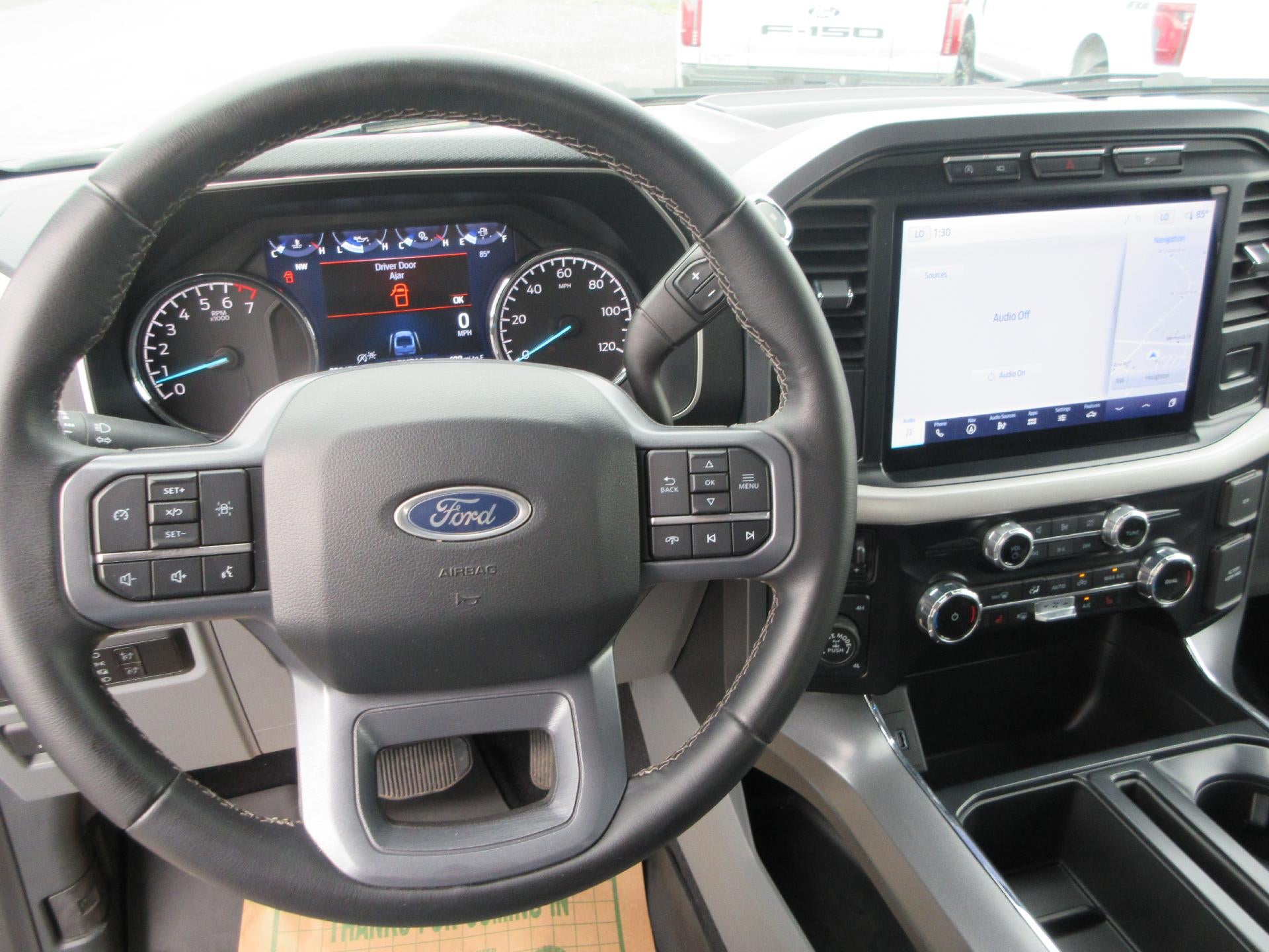 2023 Ford F-150 XLT 4WD SuperCrew 5.5' Box