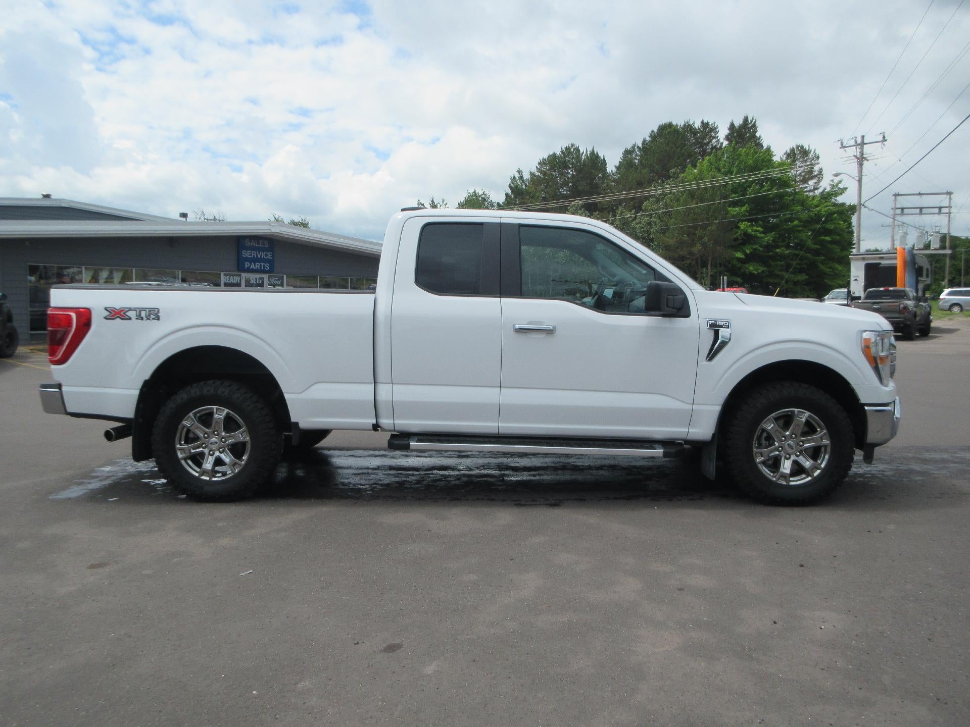 2023 Ford F-150 XL 4WD SuperCab 6.5' Box