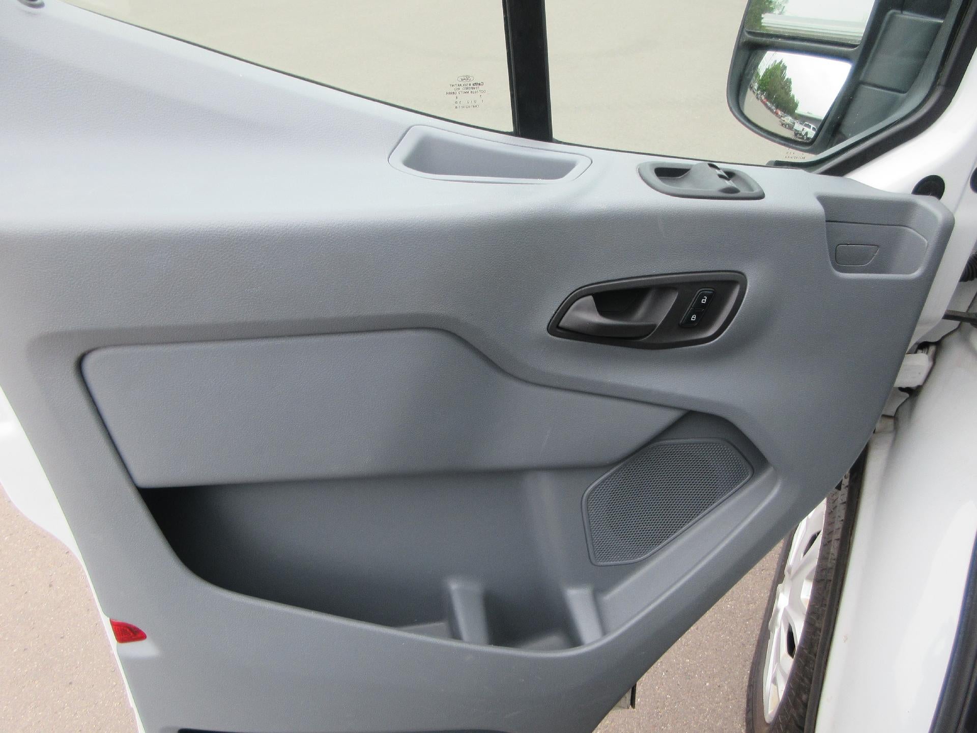 2017 Ford Transit Van T-250 148" Med Rf 9000 GVWR Sliding RH Dr
