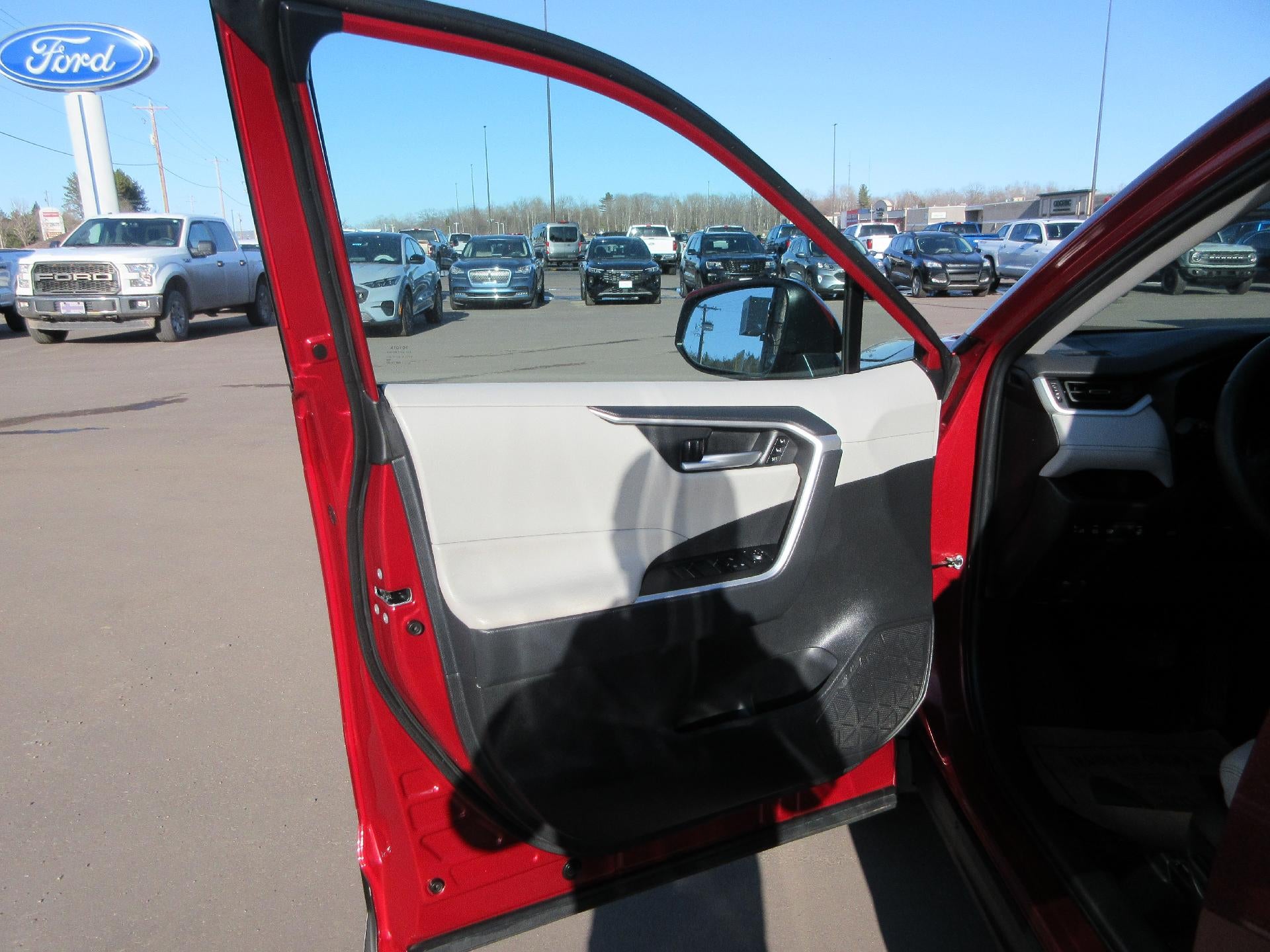 2023 Toyota RAV4 XLE Premium AWD (Natl)