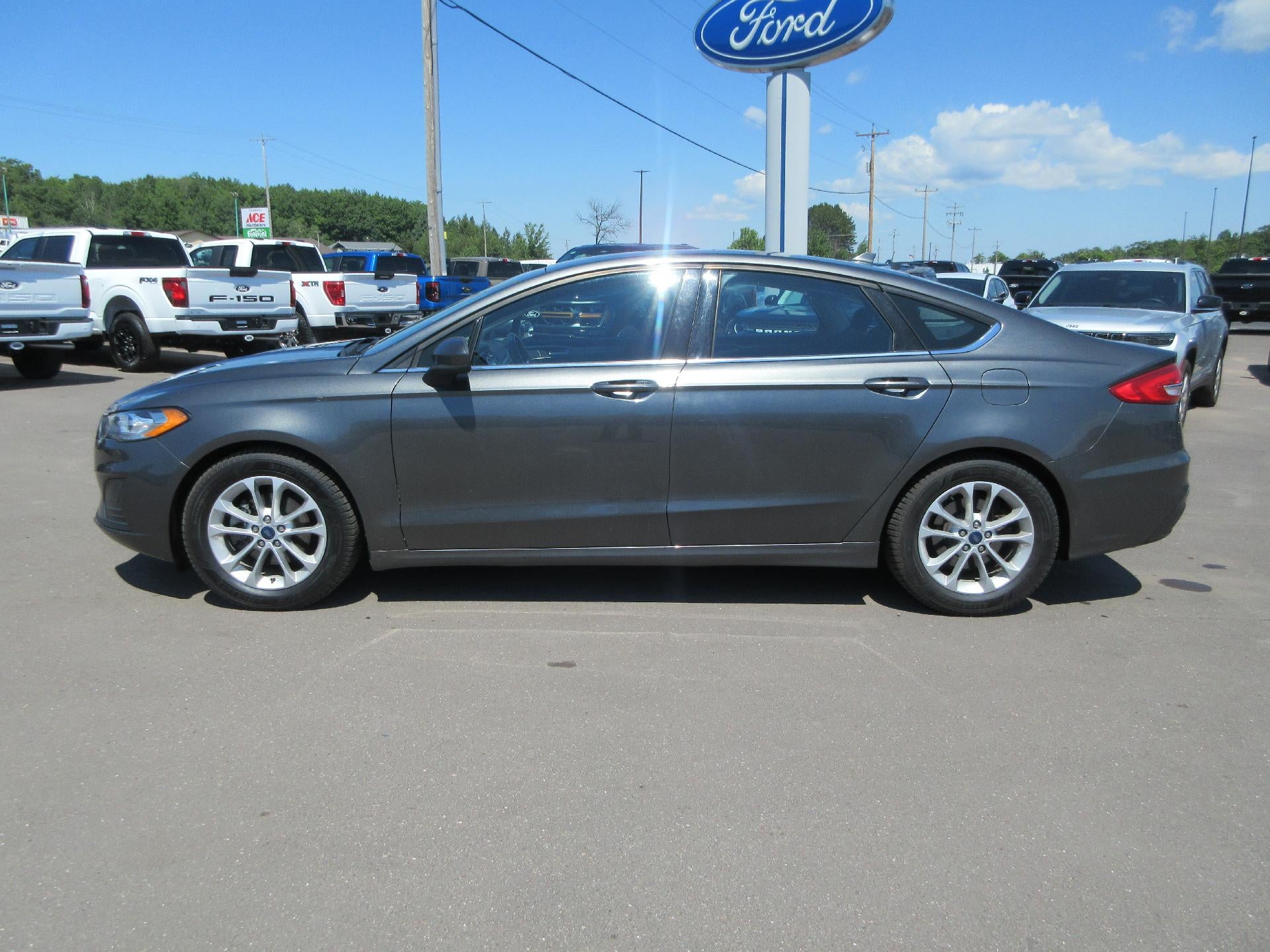 2020 Ford Fusion SE FWD