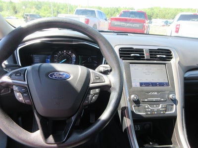 2020 Ford Fusion SE FWD