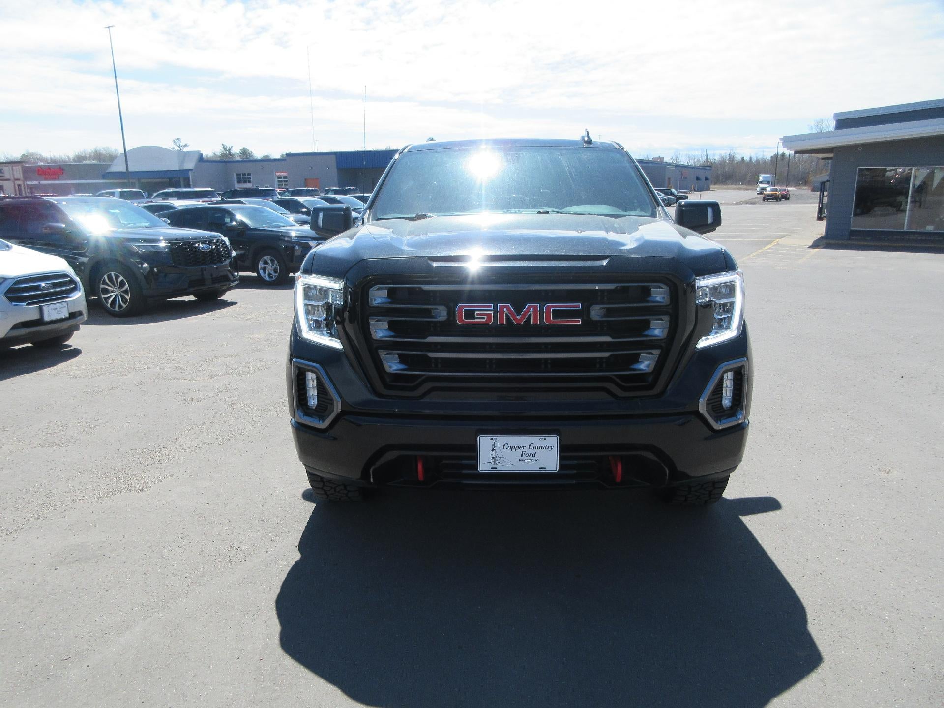 2021 GMC Sierra 1500 Crew Cab Short Box 4-Wheel Drive AT4
