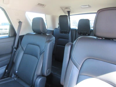 2024 Nissan Pathfinder SL 4WD